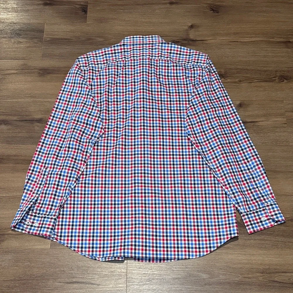 Banana Republic Camden Fit Non Iron Plaid Men's Shirt. Size Large